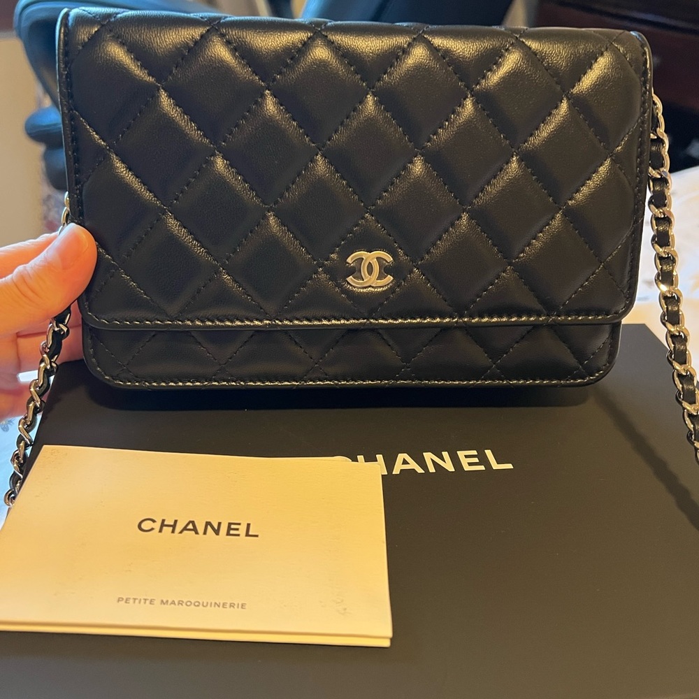 NWT Chanel Black Wallet on Chain